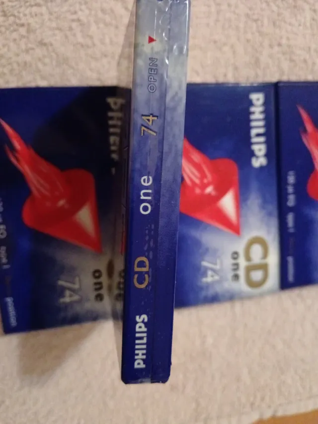 5 Cintas Cassette Philips CD One 74. Para grabar.