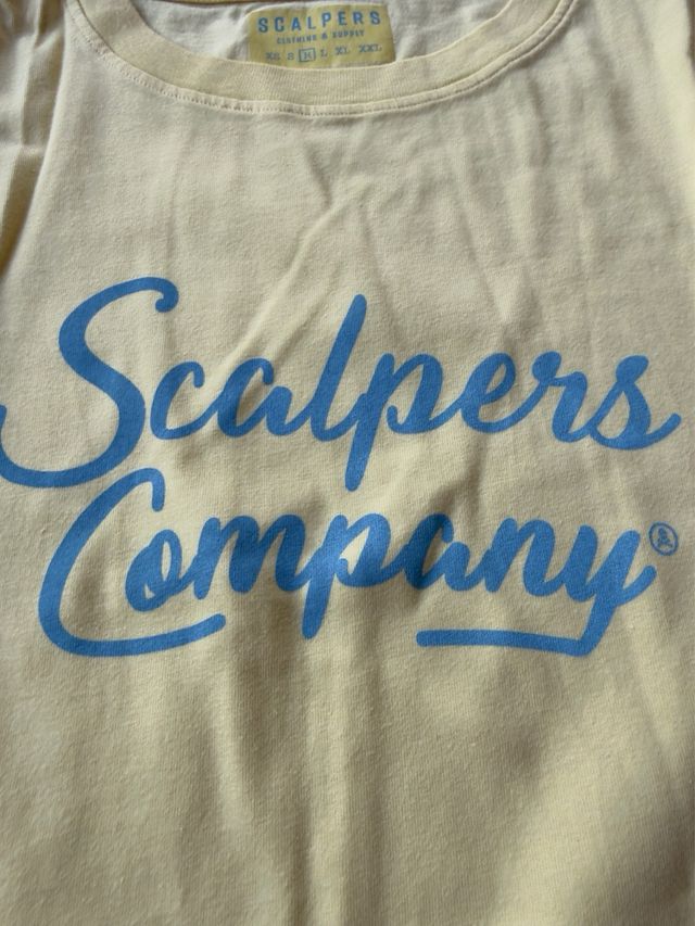 Camiseta Scalpers amarilla
