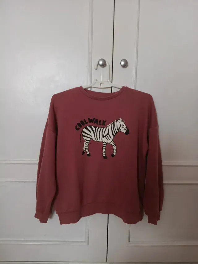 Sudadera niña Kiabi con estampado cebra