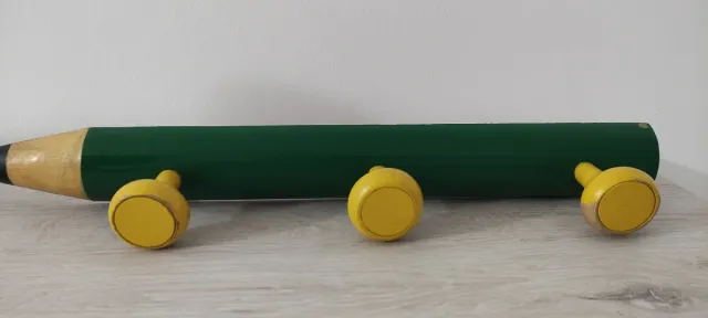 Perchero de pared madera lápiz
