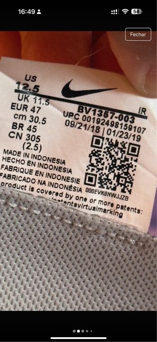 Tênis Nike Cinza e Branco