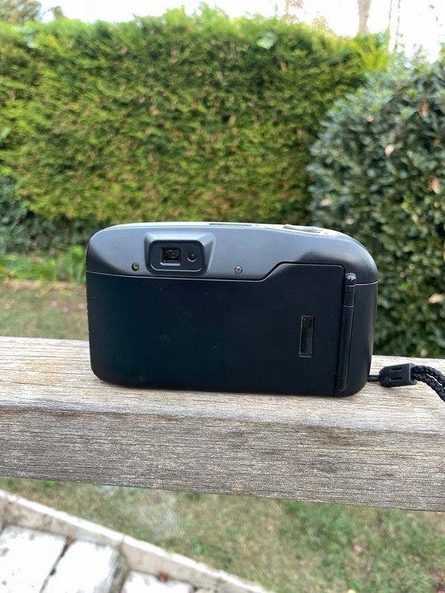 Cámara Analógica Minolta Riva Zoom 70