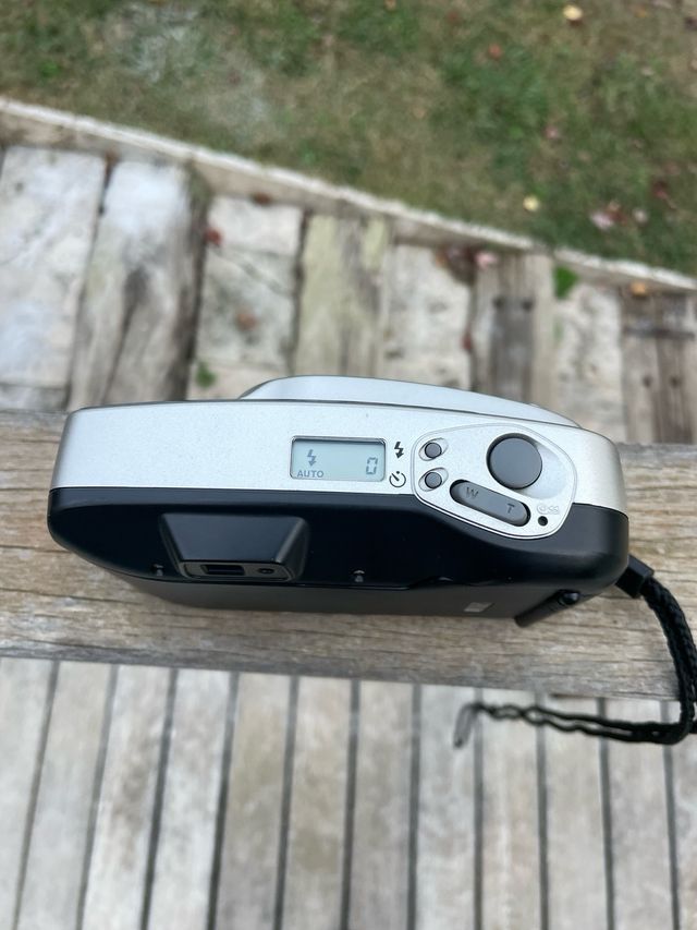 Cámara Analógica Minolta Riva Zoom 70