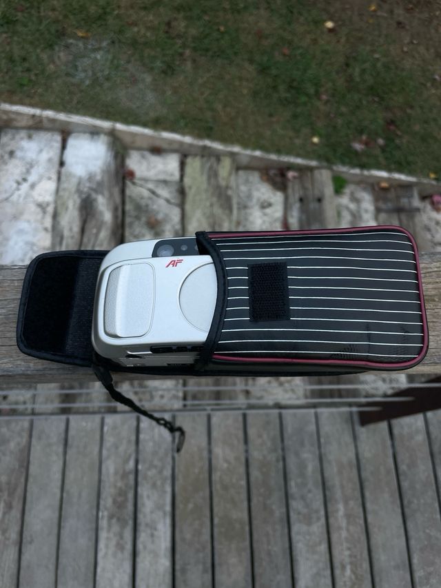 Cámara Analógica Minolta Riva Zoom 70