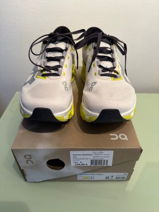 On Cloudmonster Hyper Talla 39