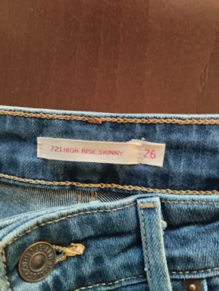 Vaqueros Levi's Azules