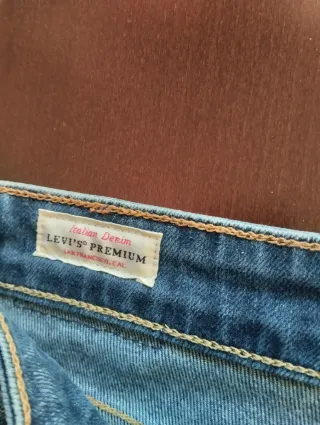 Vaqueros Levi's Azules