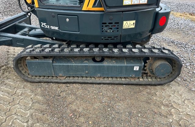 Miniexcavadora Hyundai Robex 25Z 9AK