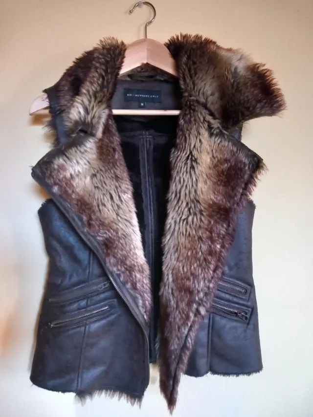 Chaleco marrón con pelo sintético Talla M