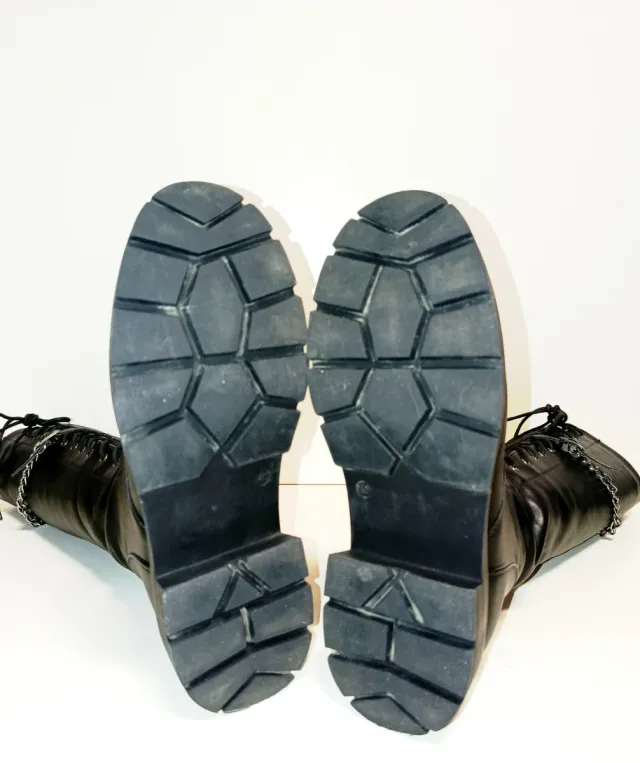 Botas altas militares negras