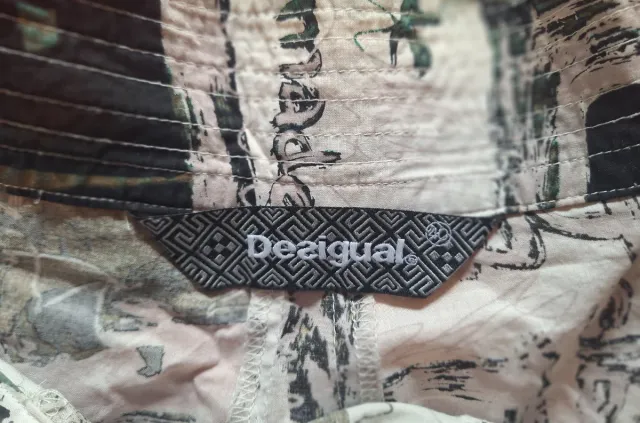 Falda Desigual Estampada