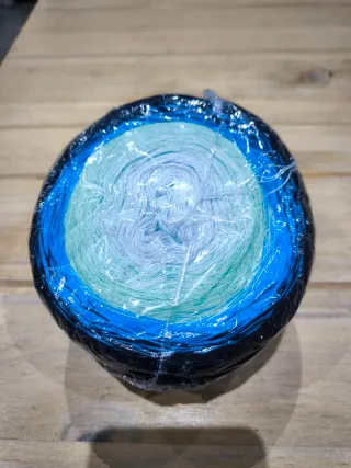 Ovillo de algodón degradado