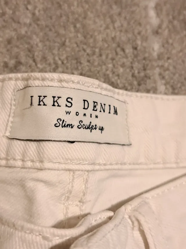 Pantalón blanco IKKS con detalle lateral