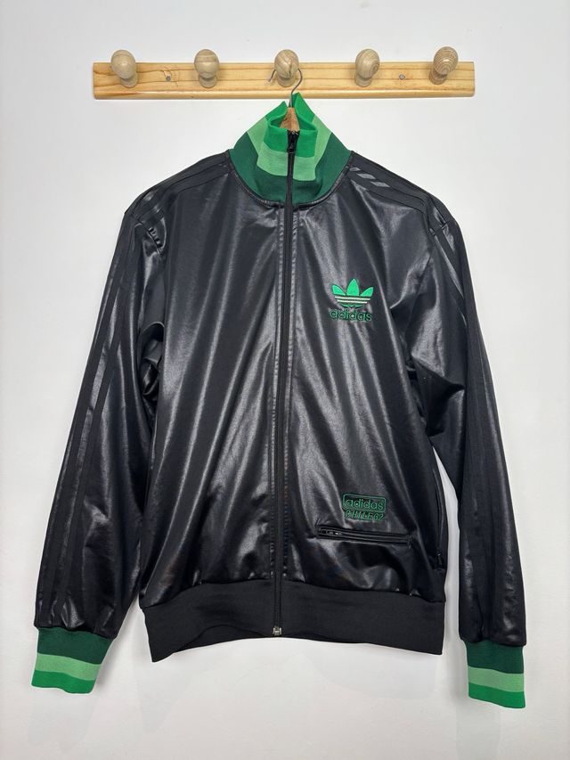 Chaqueta Adidas Chile 62 Negra y Verde
