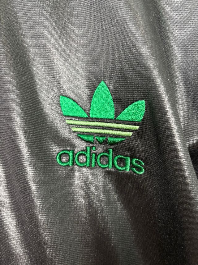 Chaqueta Adidas Chile 62 Negra y Verde