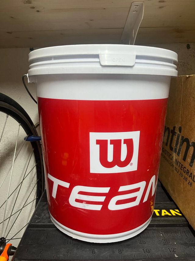 Bote Wilson Vacío Pelotas Tenis