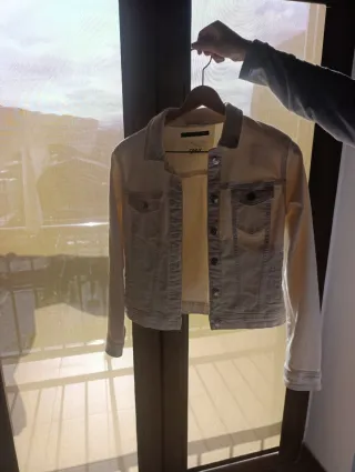 Cazadora vaquera ONLY beige