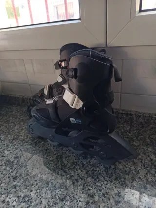 Patines en línea negros taya 39