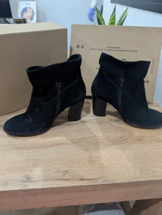 Botines Mimao Negros Tacón