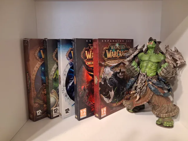 World of Warcraft Expansiones y Figura Orco Chamán