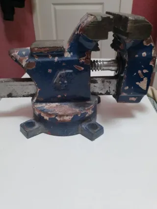 Tornillo de banco para taller