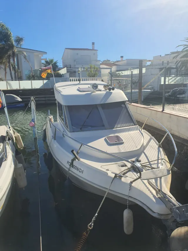 Barco pesca-paseo B2 Marine Cap Ferret 722 tc