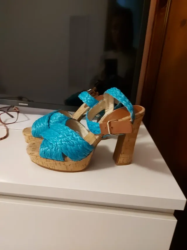 Sandalias Bimba y Lola Piel y Esparto Azul