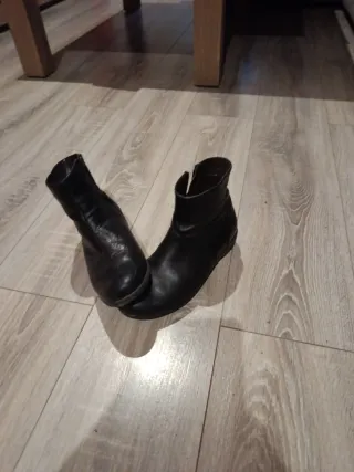 Botines de cuero negros talla 37