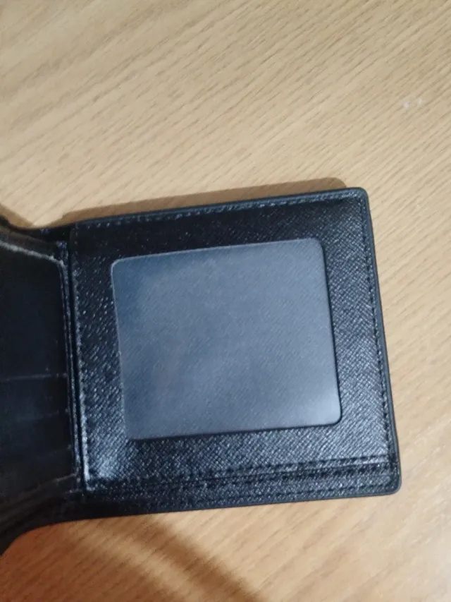 Portafoglio Louis Vuitton Nero e Grigio