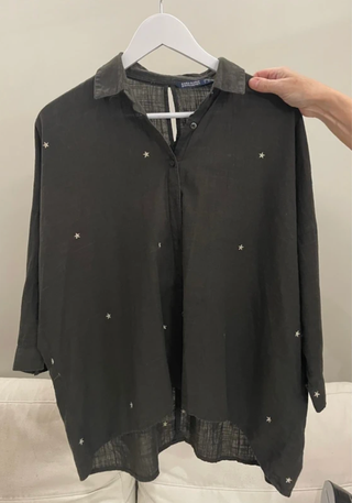 Camisa verde Zara estrellas