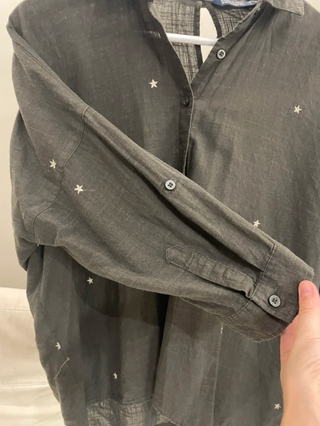 Camisa verde Zara estrellas