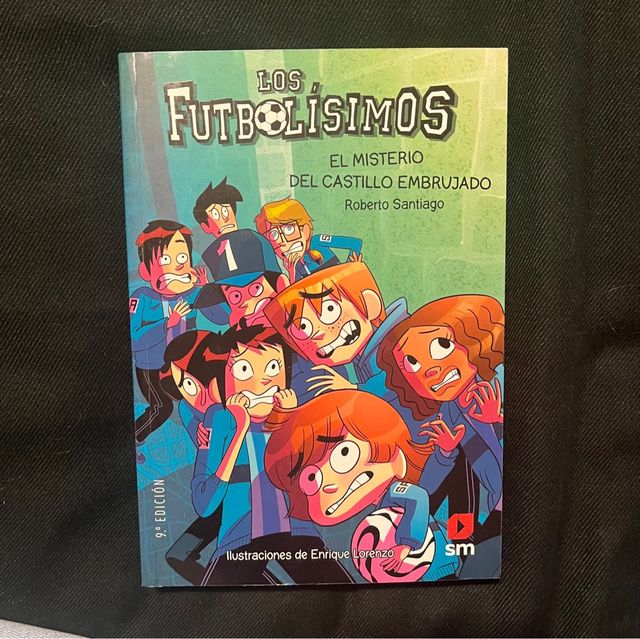 Los Futbolísimos 6: El misterio del castillo em...