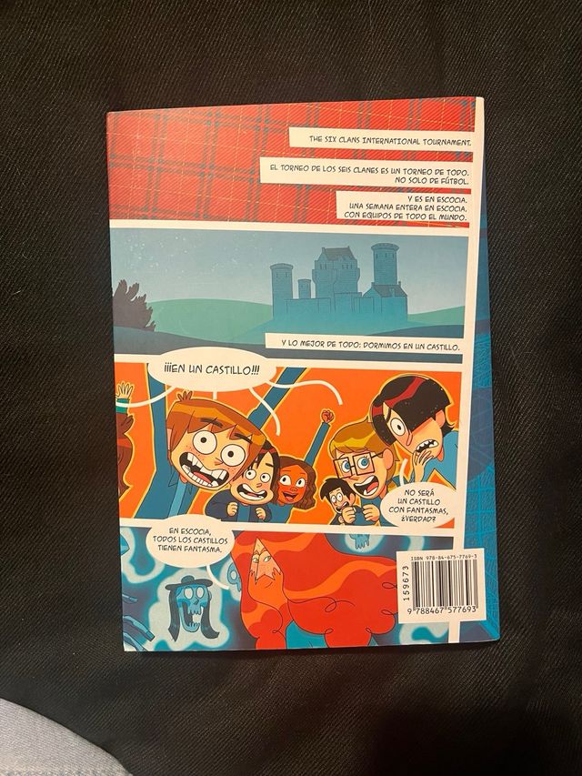 Los Futbolísimos 6: El misterio del castillo em...