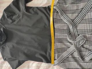 Vestido negro vuelo cuadros