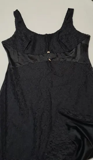 Sottoveste in pizzo nero