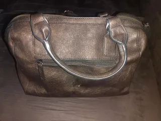 Bolso Lois negro con tachuelas