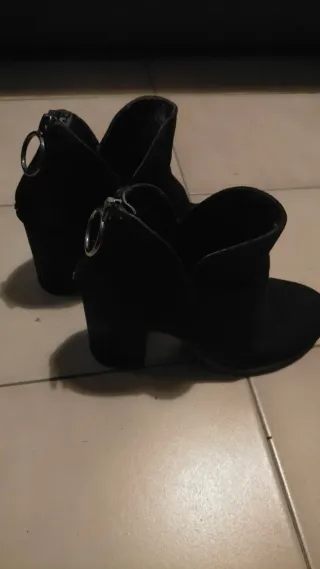Botines tacón ancho negros Talla 37