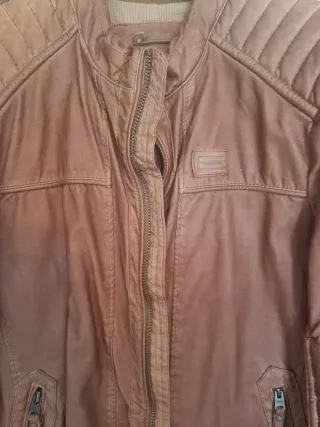 Cazadora de cuero marrón hombre