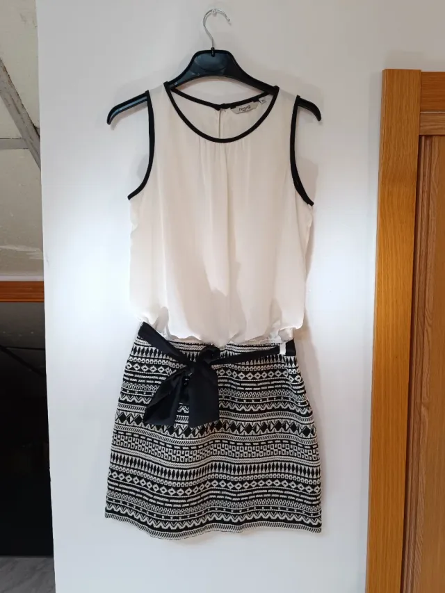 Vestido combinado blanco y negro Formula