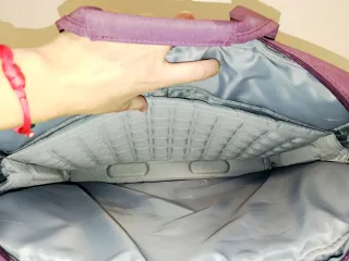 Maletín para portátil morado