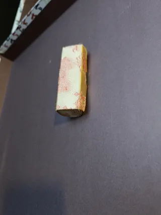 Mini joyero de viaje dorado y rojo