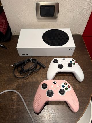 Xbox Series S + 2 controller (bianco, rosa)