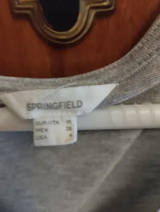 Camiseta gris manga larga