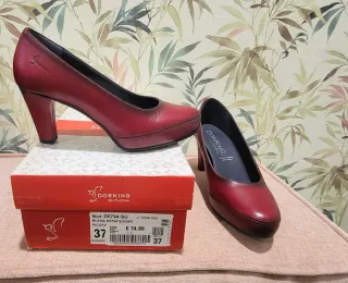 Zapatos Dorking by Fluchos Rojo Talla 37. Piel.