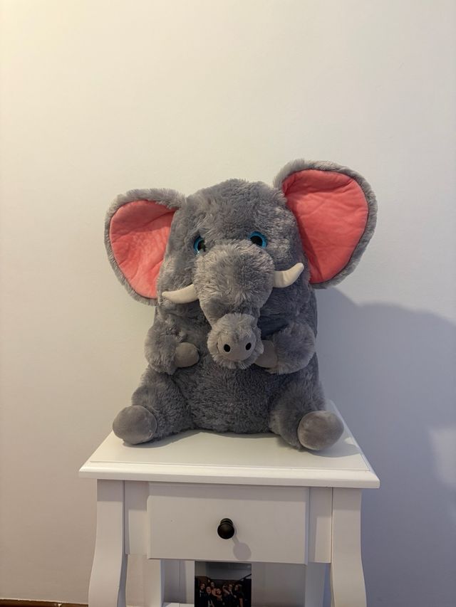 Peluche elefante gris