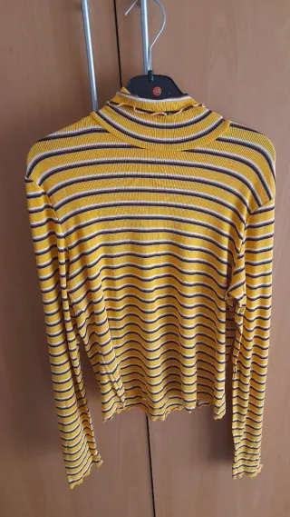 Lote 3 jerséis cuello alto y pico