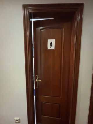 Puerta Sapelli Madera Maciza con Marco y premarco