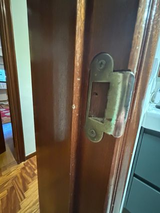 Puerta Sapelli Madera Maciza con Marco y premarco