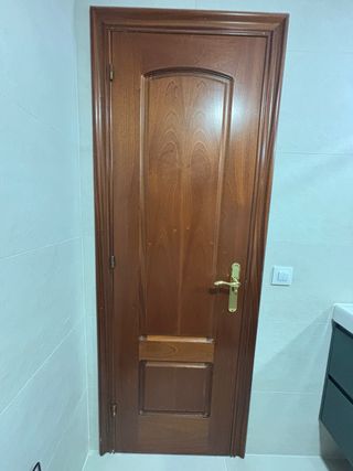 Puerta Sapelli Madera Maciza con Marco y premarco