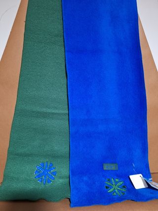 Sciarpa Nici in pile blu e verde